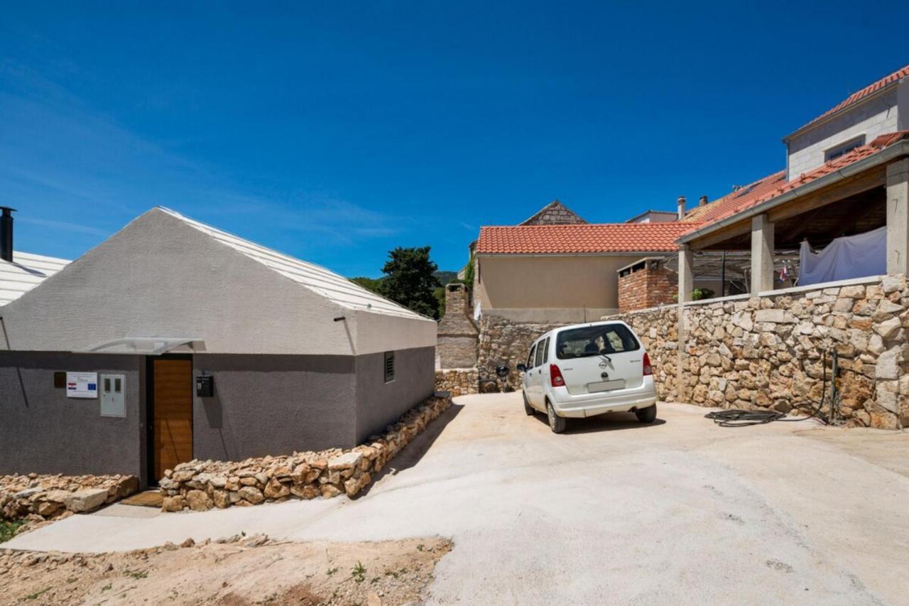 Rural House Pikola With Sea View On Vis Island Komiža Exterior foto