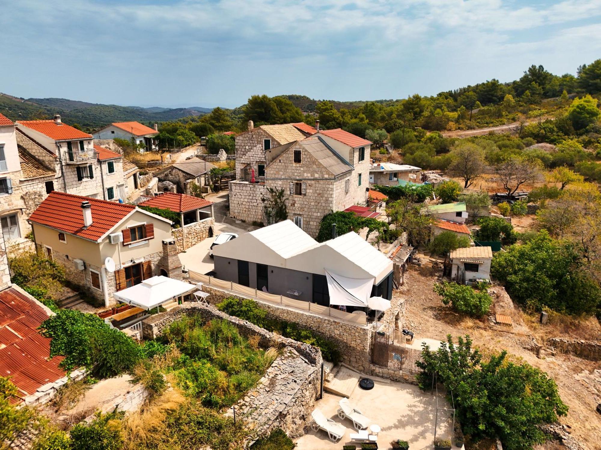 Rural House Pikola With Sea View On Vis Island Komiža Exterior foto