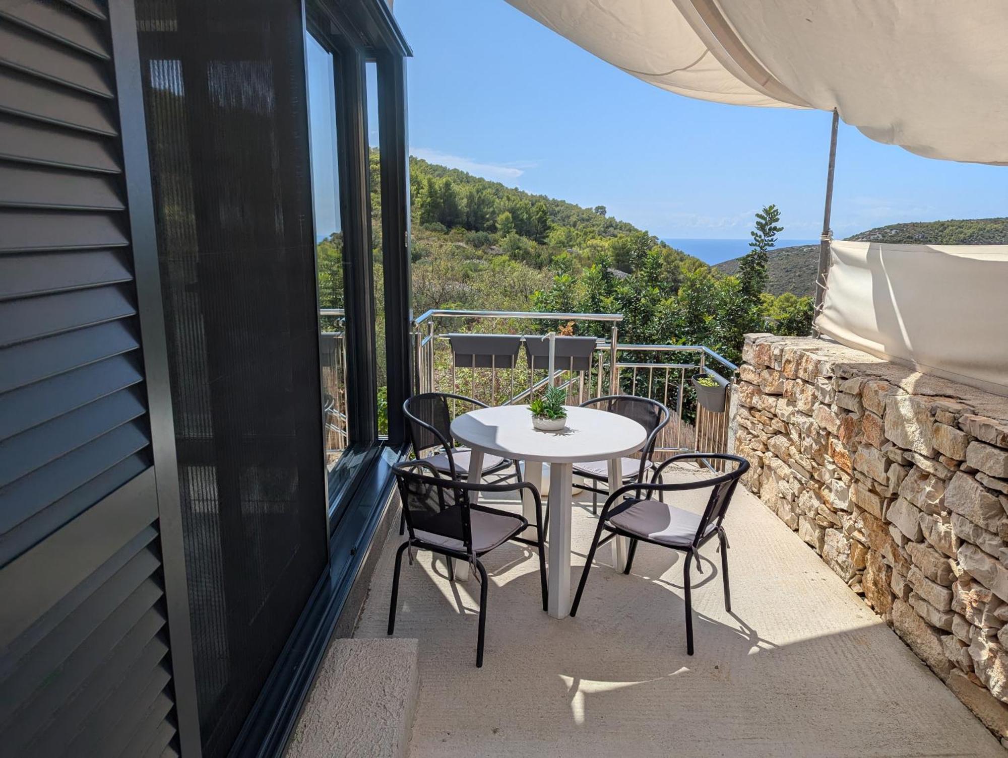 Rural House Pikola With Sea View On Vis Island Komiža Exterior foto
